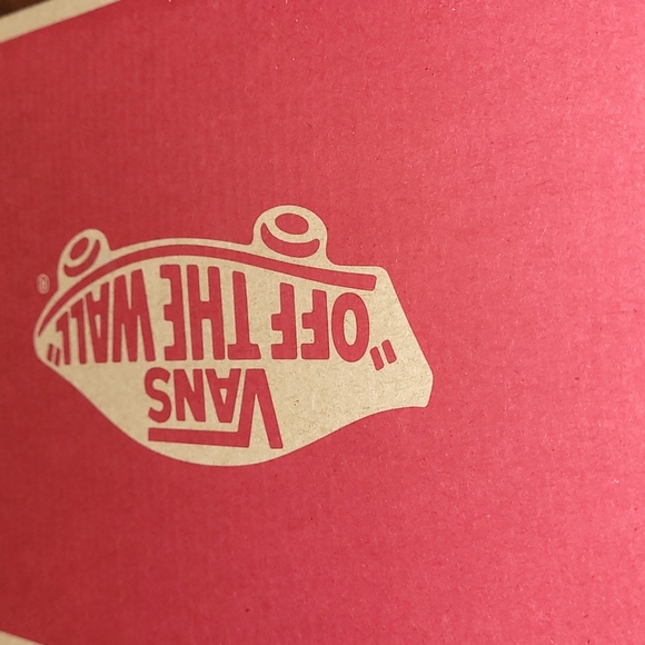 New Vans ASHER Checked slip-ons sizes ,12 and 13 - Picture 7 of 7